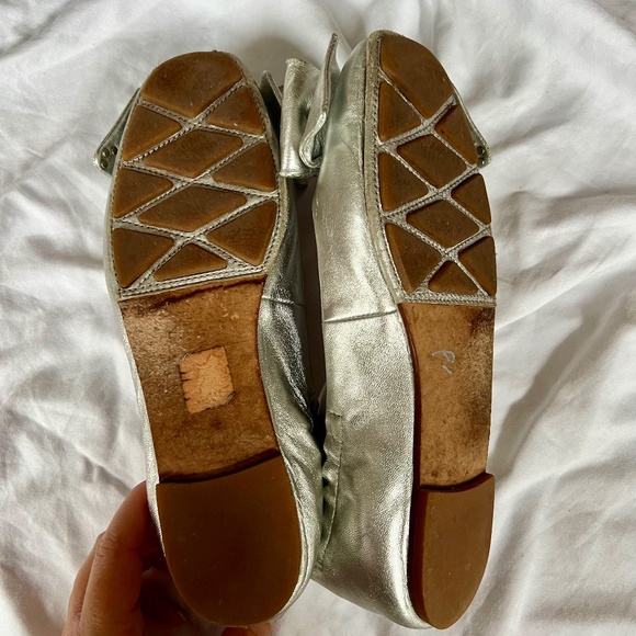 💎 Tory Burch Metallic Silver Divine Bow Ballet Flats Shoe💎 - Picture 6 of 10